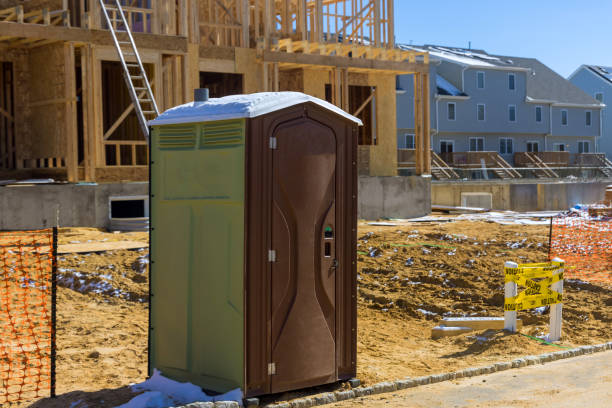 Best Porta potty delivery and setup  in Miami Beach, FL