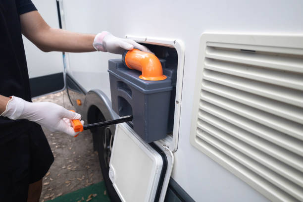 Best Construction site porta potty rental  in Miami Beach, FL